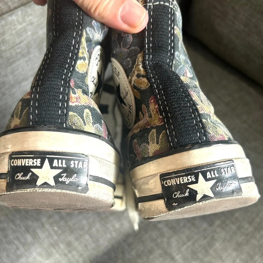 Chuck Taylor Black High Fall Floral High Top Sneakers Size 4.5